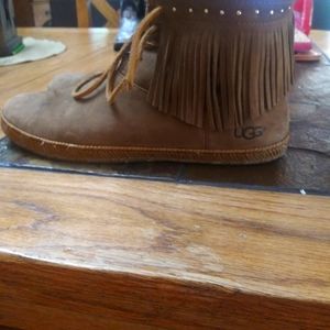Size 8 Ugg moccasins